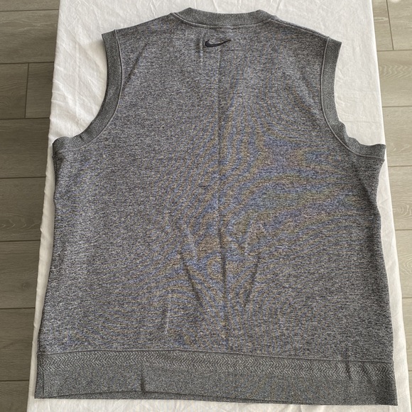 Nike Dri-Fit Golf Vest XL - Picture 5 of 5